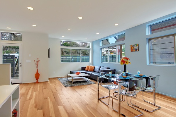 10 Home Staging Tips.Something Weird