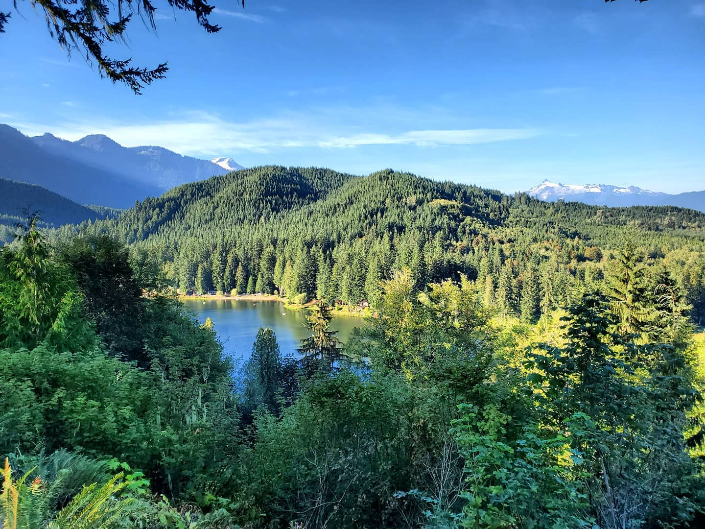 Lake Tyee and the North Cascades seen from above on a clear day.